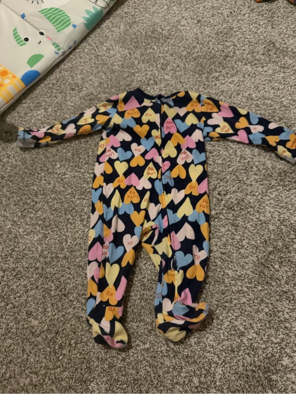 Old Navy Navy Heart-Print Fleece Footed One-Piece